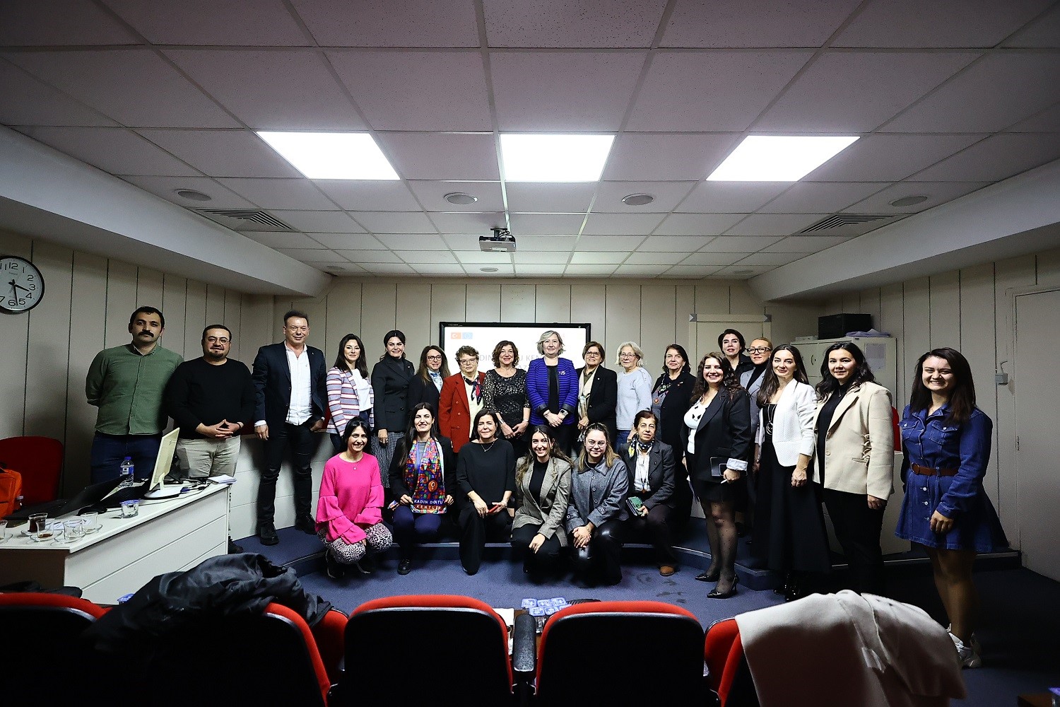 Pilot bölge seçilen Denizli’de kadın dostu çalışmalar sürüyor
