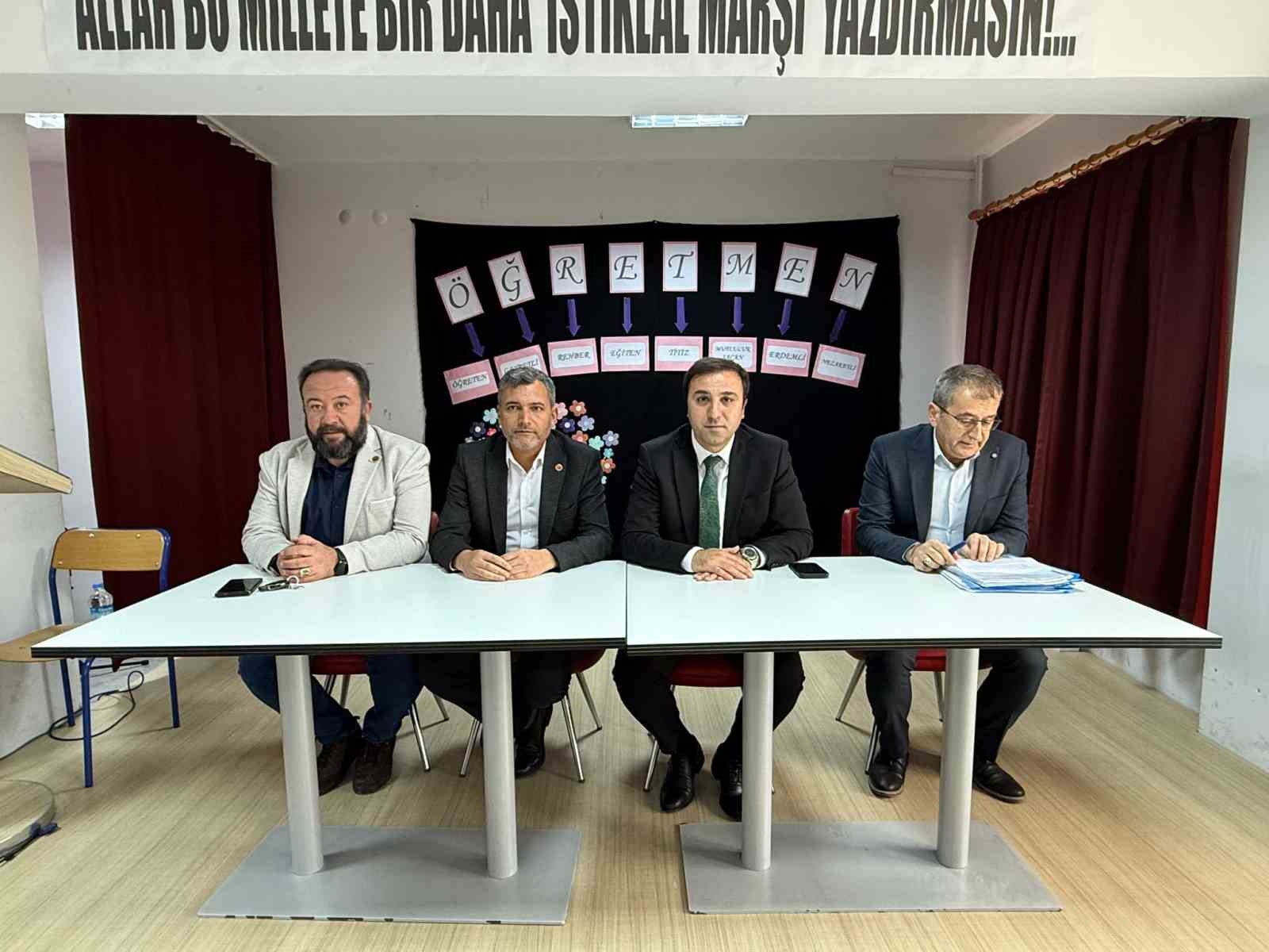 &Ccedil;avdarhisar&rsquo;da 2026 yılında k&ouml;ylere yapılacak yatırımlar ele alındı
