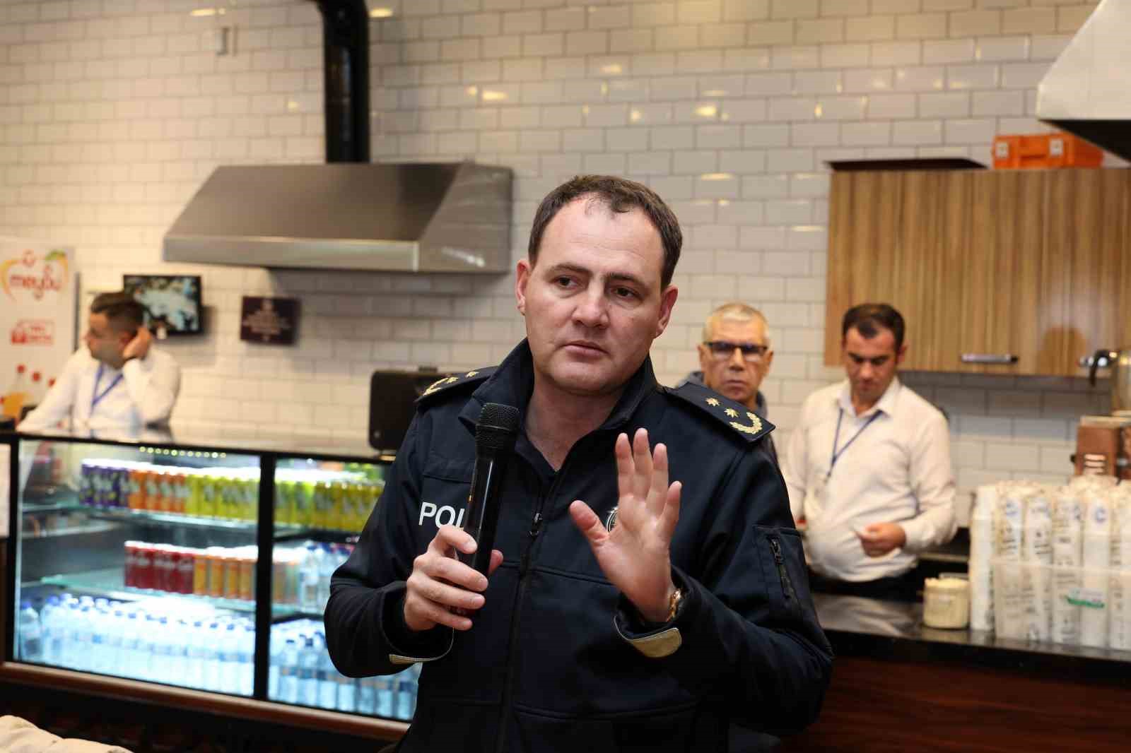 Talas Belediyesi&rsquo;nden Osmanlı Evi&rsquo;nde g&uuml;venli telefon kullanımı eğitimi
