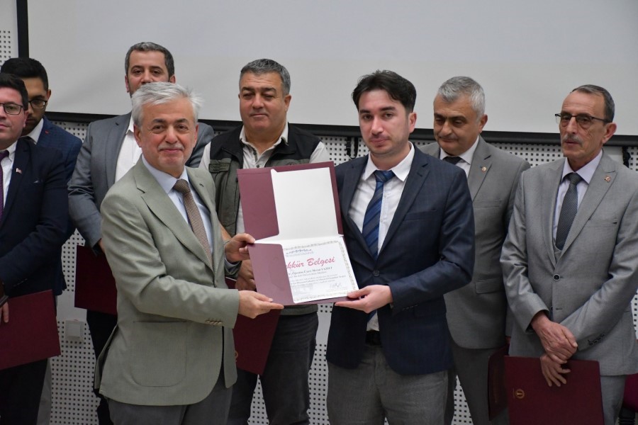 Emet MYO’da Tarih, Kültür, Turizm, Ekonomi Çalıştayı ve Yöresel El Sanatları Sergisi