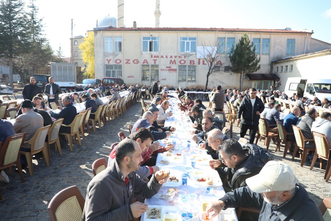 Yozgat Belediye Başkanı Arslan: "Bölgenin fiziki şartlarını iyileştirecek, çalışma ortamını daha modern ve düzenli hale getirecek adımları hep birlikte atacağız"
