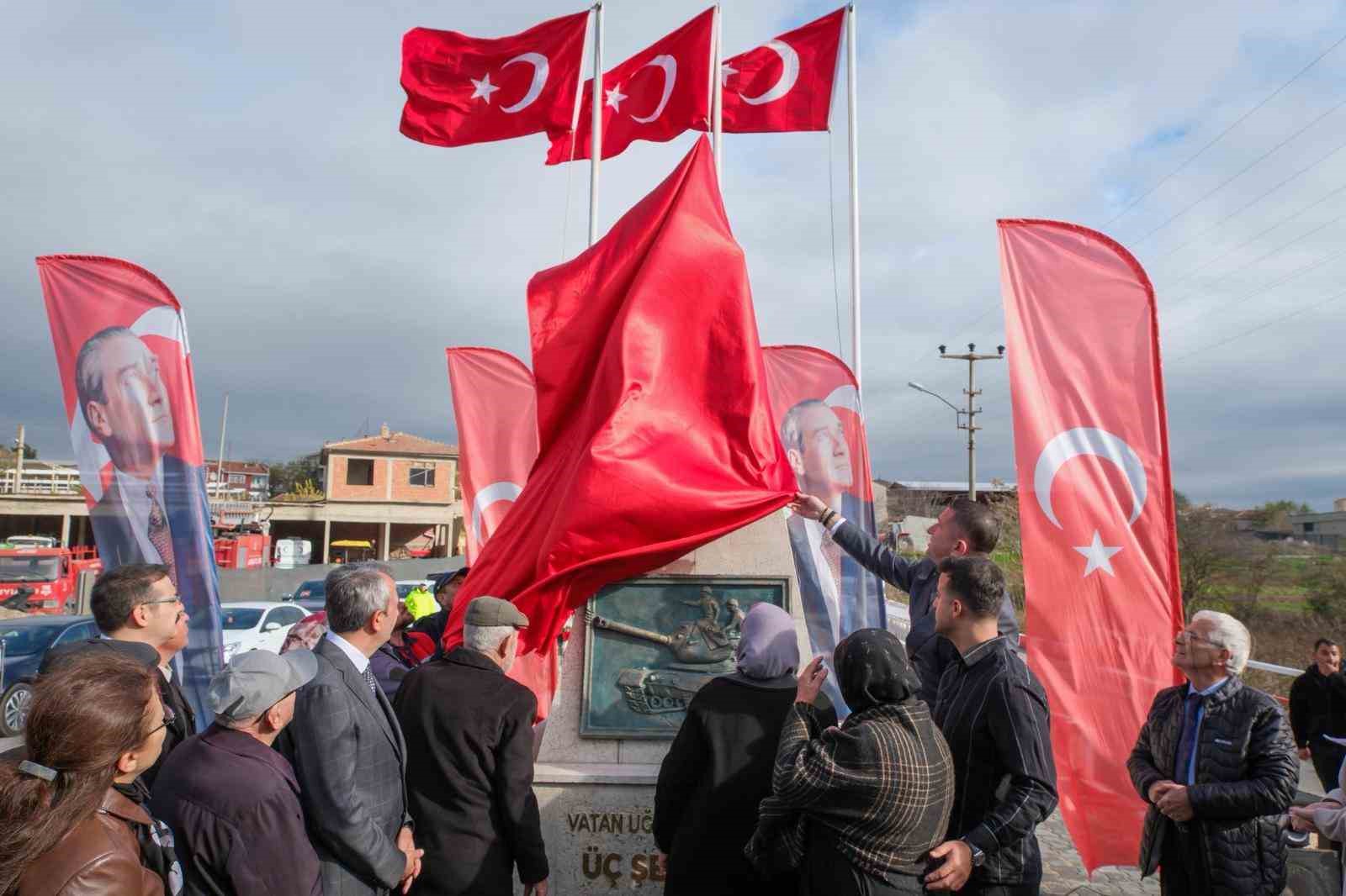 Restore edilen Üç Şehitler Anıtı’nın açılışında duygu dolu anlar yaşandı