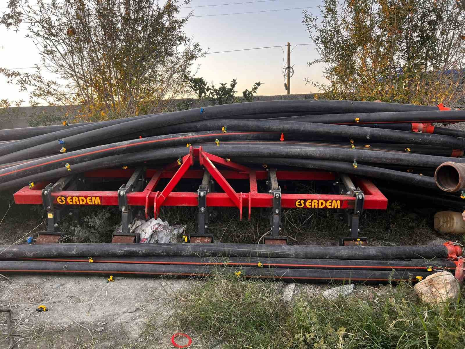 Jandarma çalınan tarım aletlerini buldu, şüpheli tutuklandı