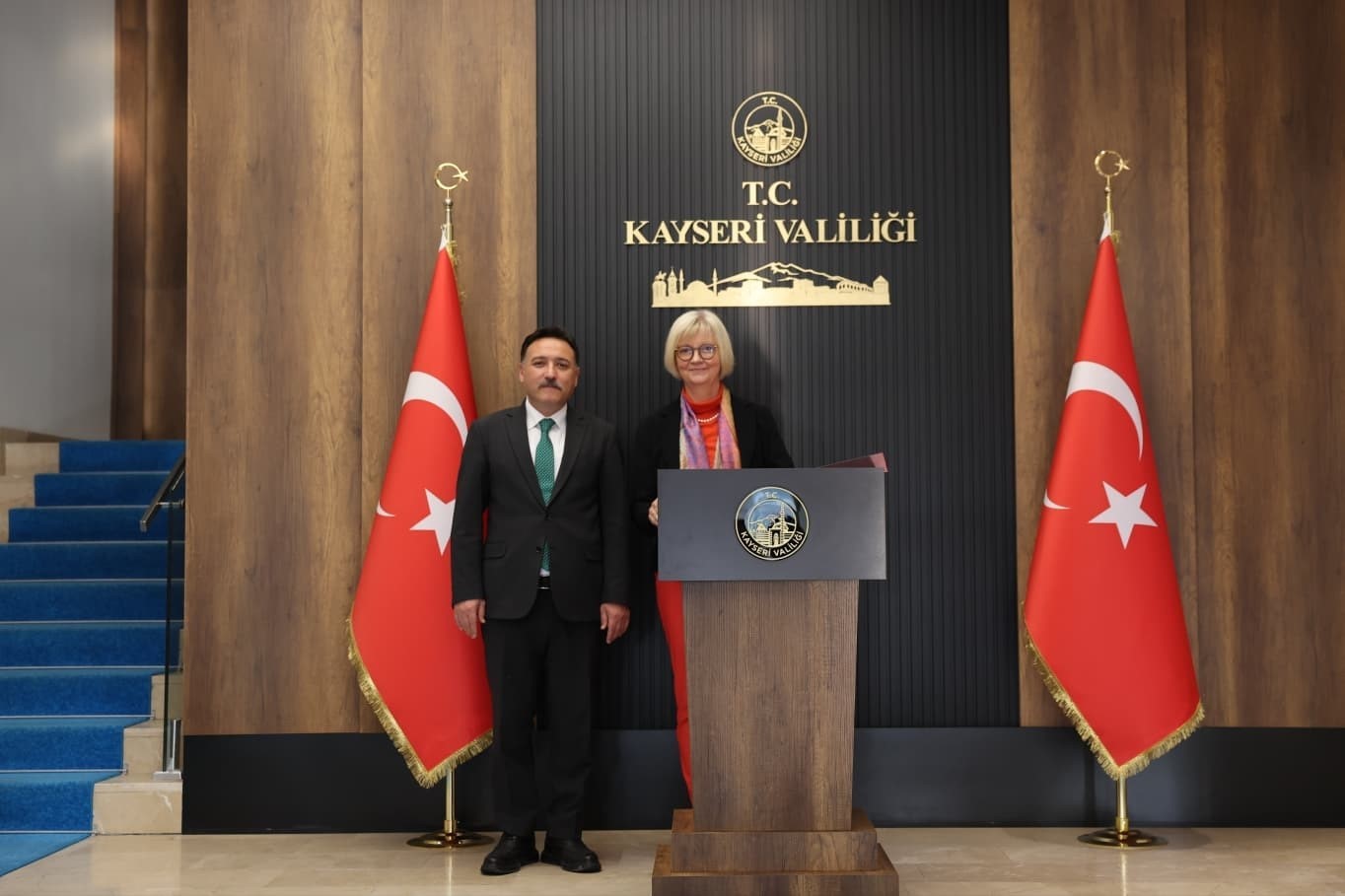 Almanya Federal Cumhuriyeti B&uuml;y&uuml;kel&ccedil;isi Sorg&rsquo;dan Vali &Ccedil;i&ccedil;ek&rsquo;e ziyaret
