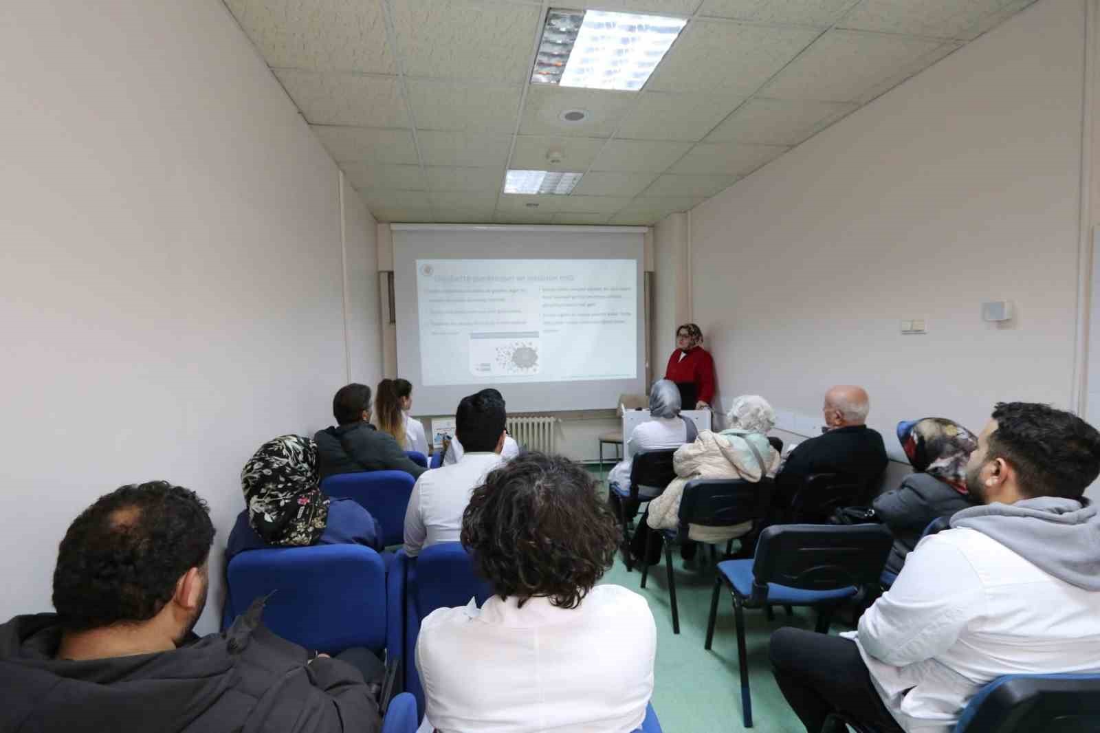 Hastanede diyabet okulu
