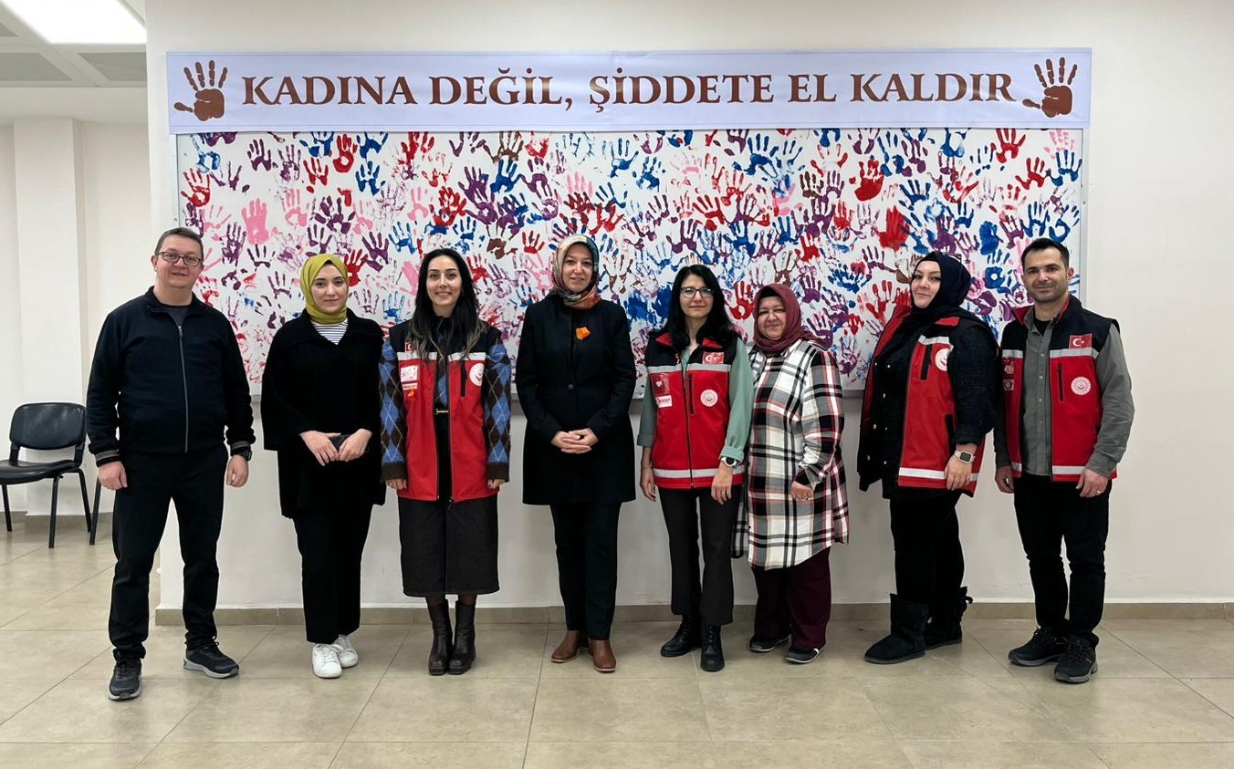 Kütahya’da "Kadına Yönelik Şiddetle Mücadele Günü" etkinliği