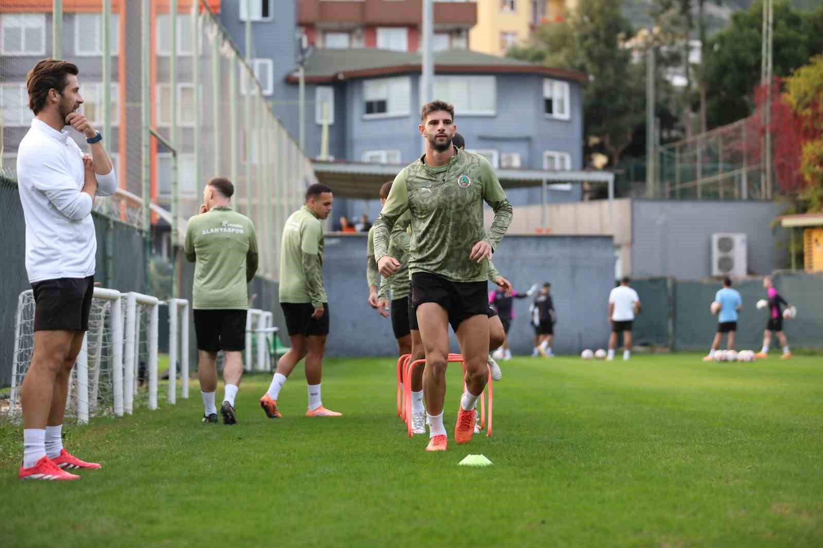 Alanyaspor, Samsunspor maçı hazırlıklarına başladı