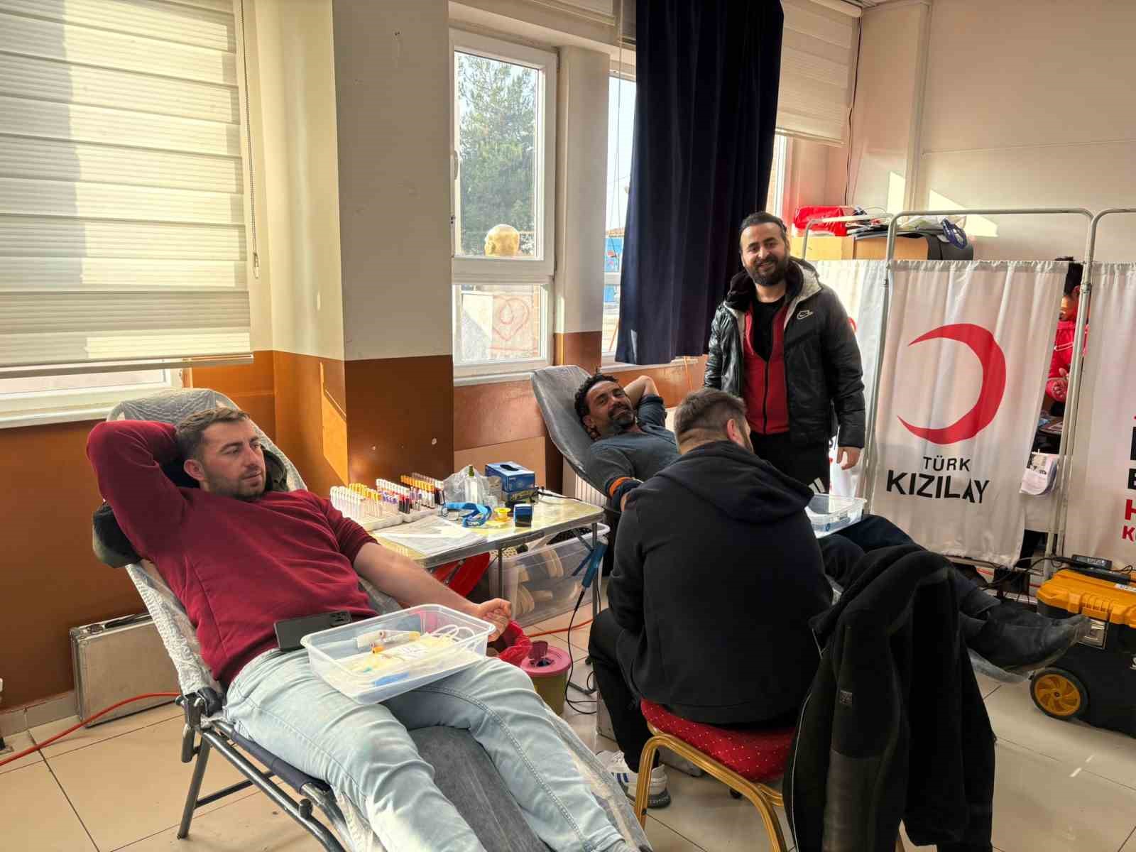 Okulda kan bağışı kampanyası
