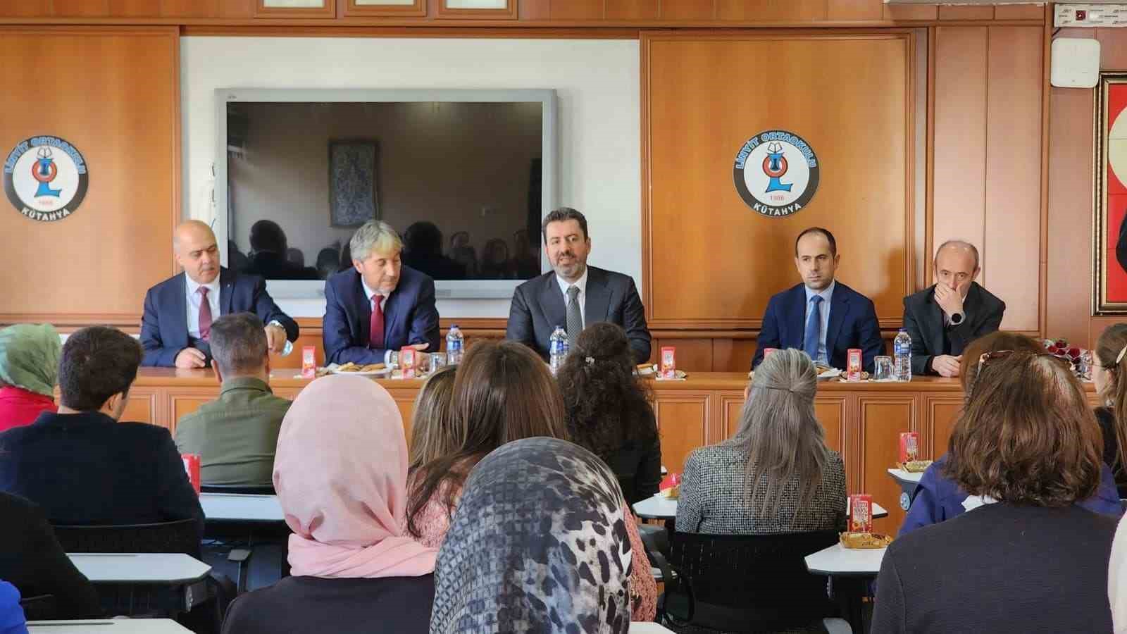 Temel Eğitim Genel Müdürü Savaşçı’nın Kütahya temasları