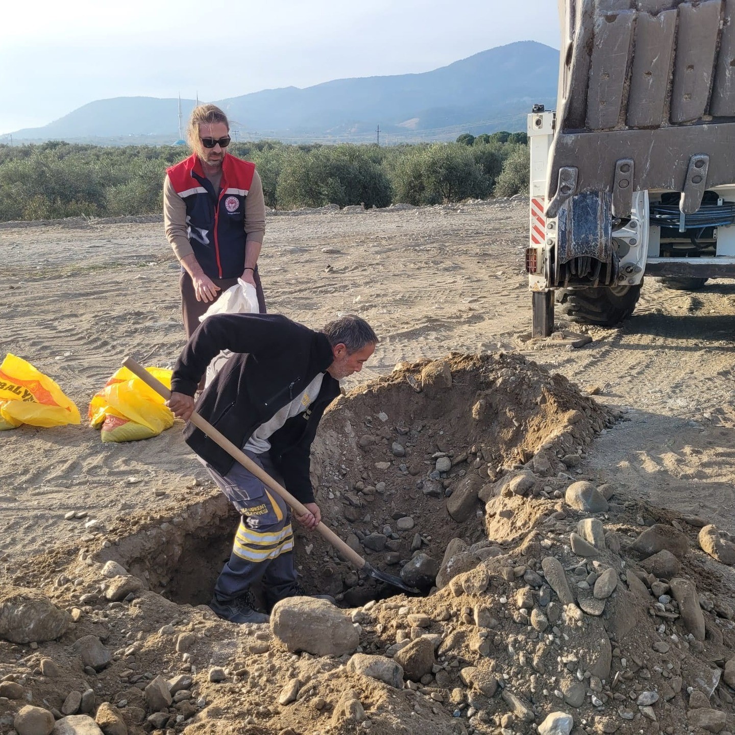 Buharkent’te toprak analizi yapıldı