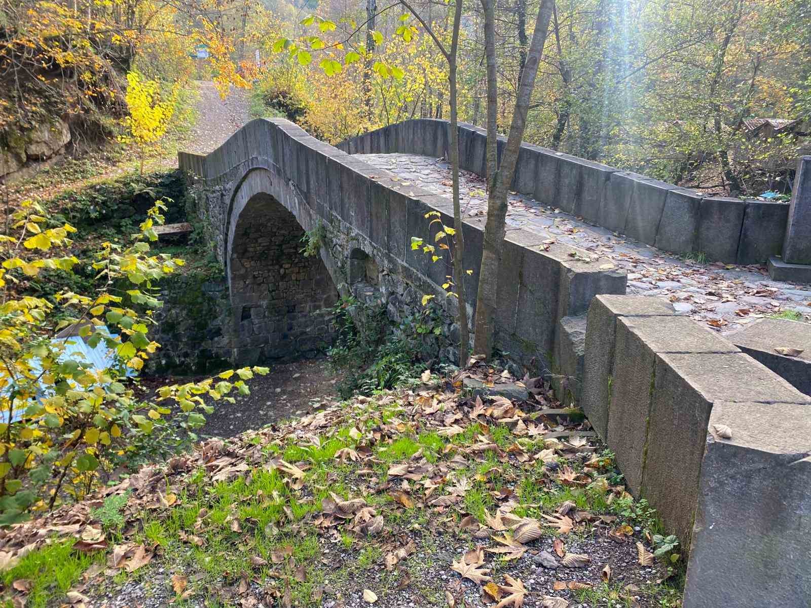 Milli Mücadele’nin tanığı 150 yıllık taş köprü zamana meydan okuyor