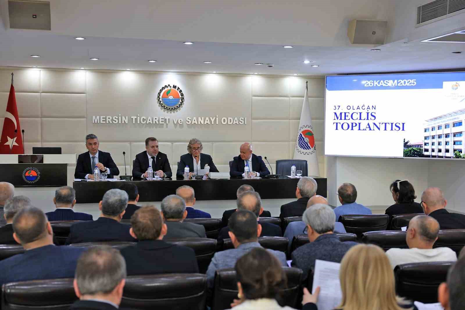 �ak�r: "Mersin ekonomik geli�mi�likte b�y�k s��rama yapt�"
