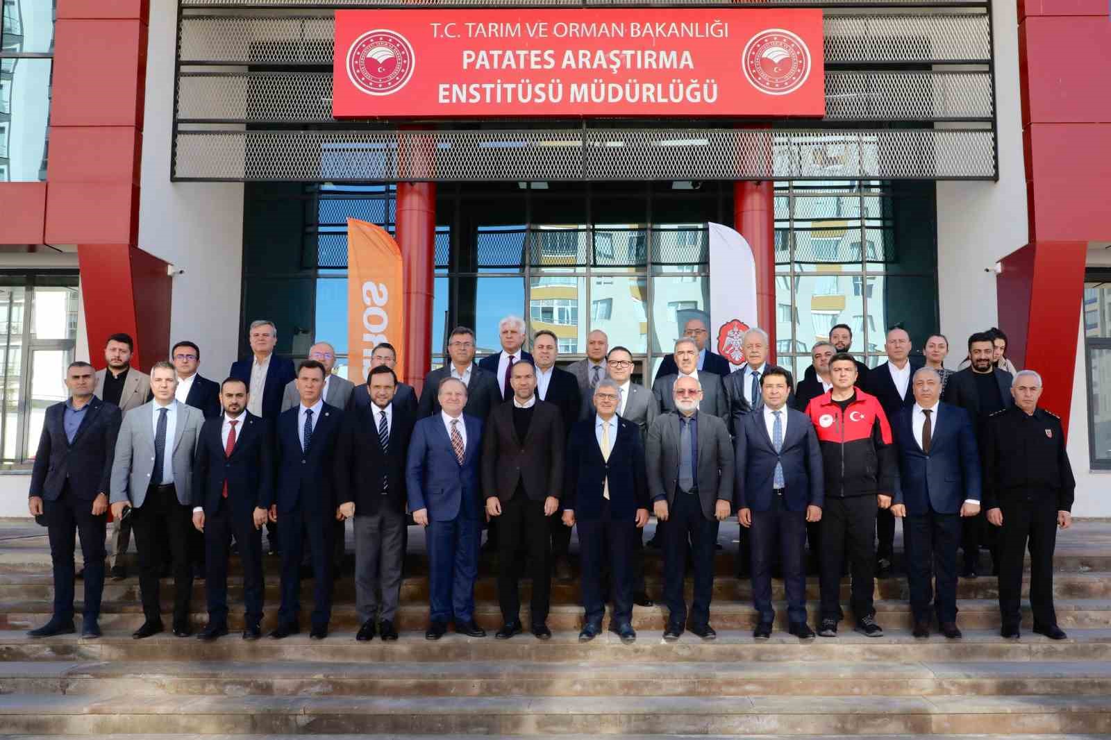 Niğde’nin yerli patates ve barbunyası Migros raflarına taşınıyor