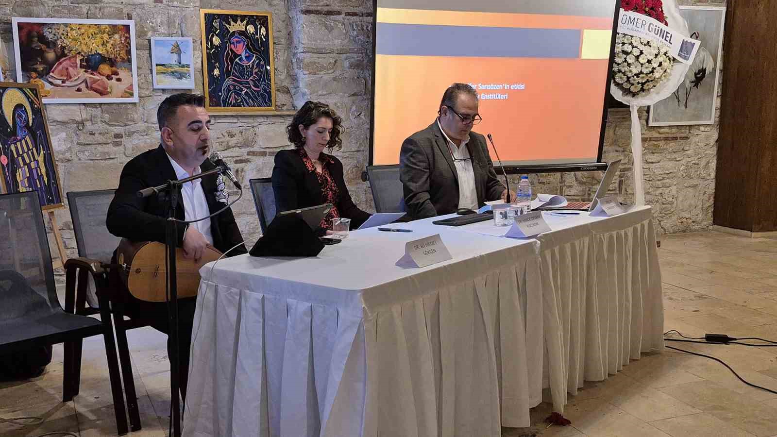 ‘Aşık Veysel’ Kuşadası’nda anıldı
