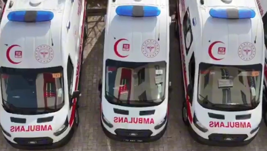 Bitlis’in acil sağlık filosu 7 yeni ambulansla güçlendi
