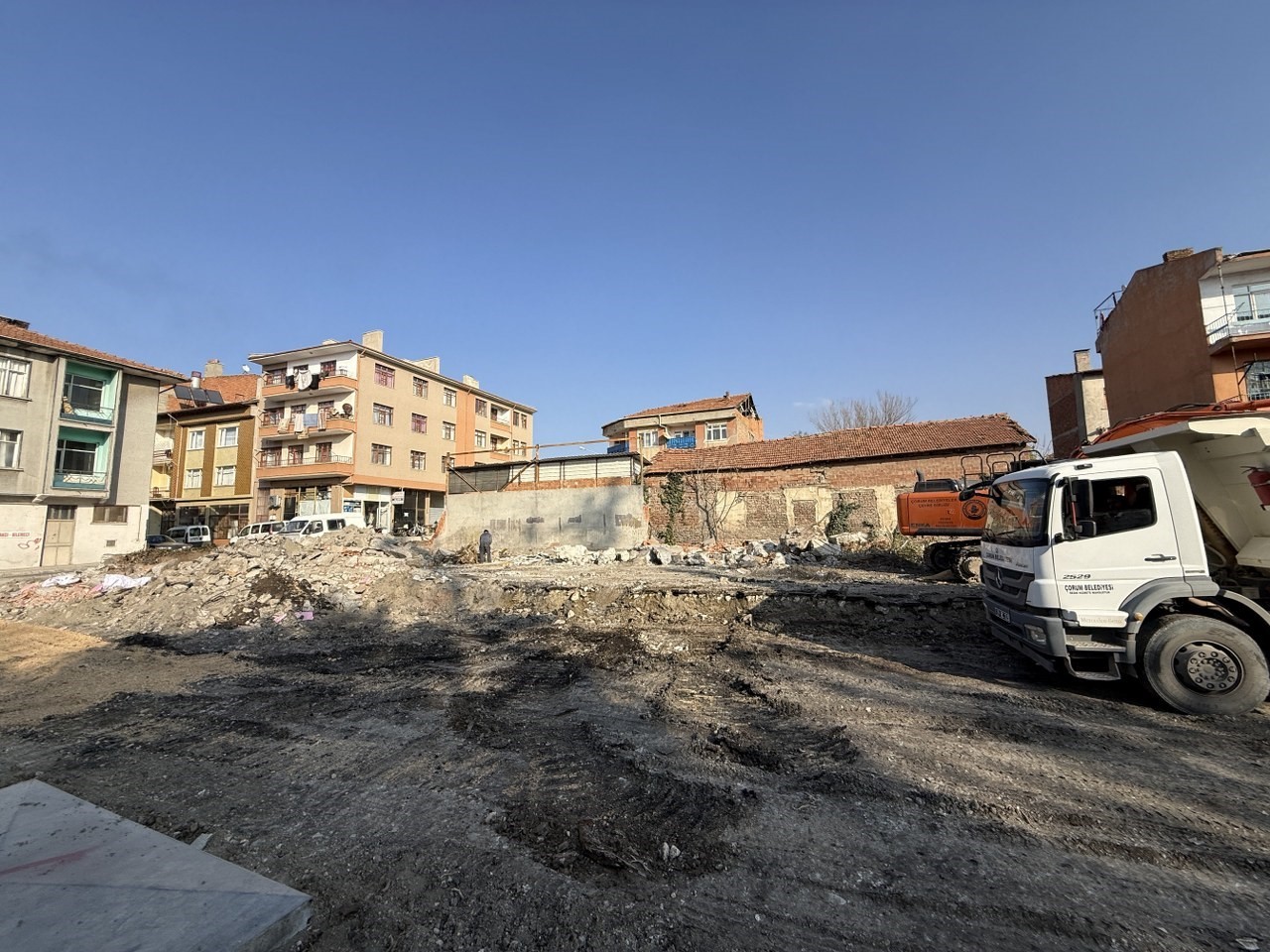 Çorum Belediyesi o alanı otoparka çeviriyor
