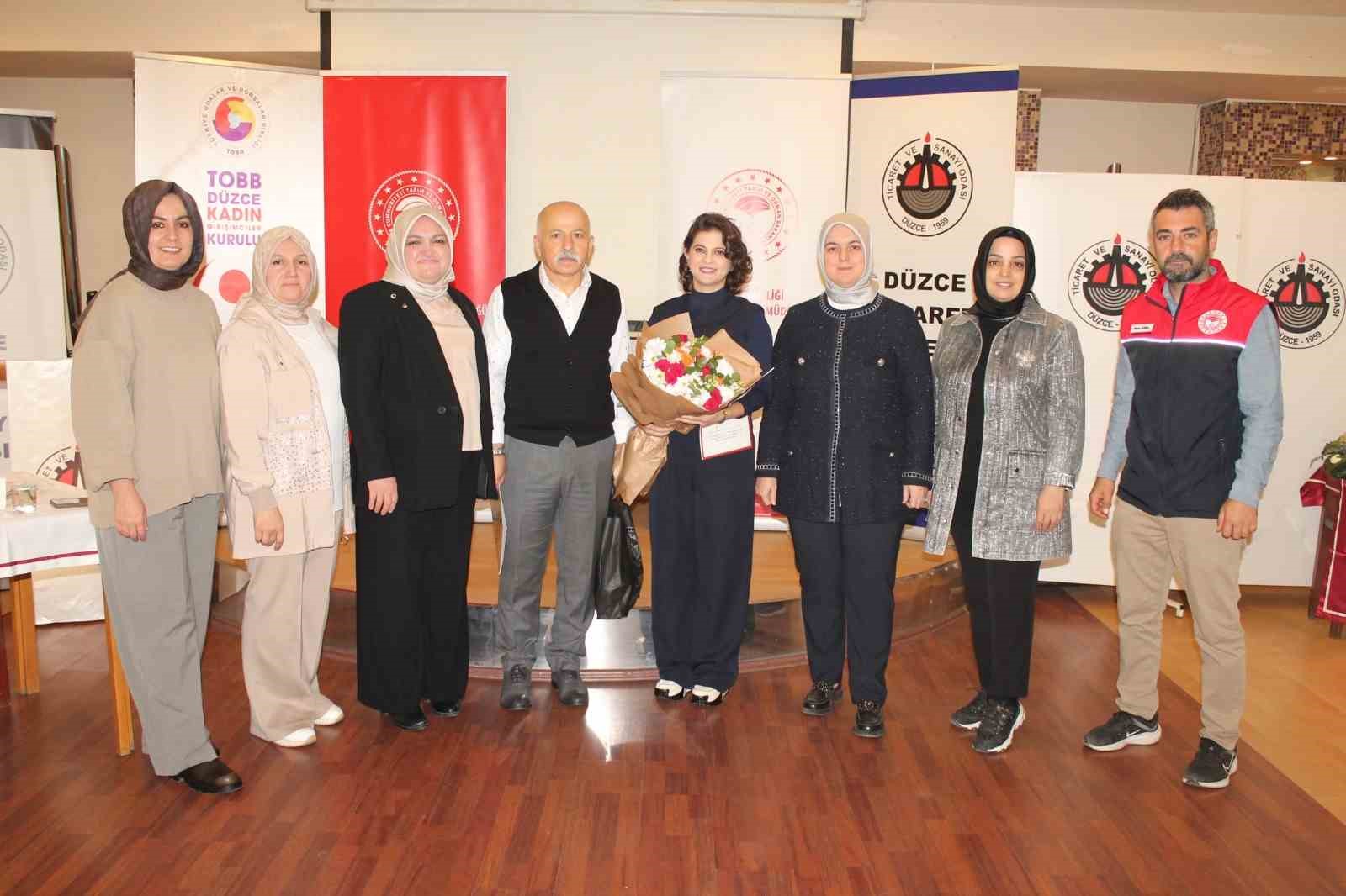 Tıbbi aromatik bitki yetiştiriciliği eğitimi tamamlandı
