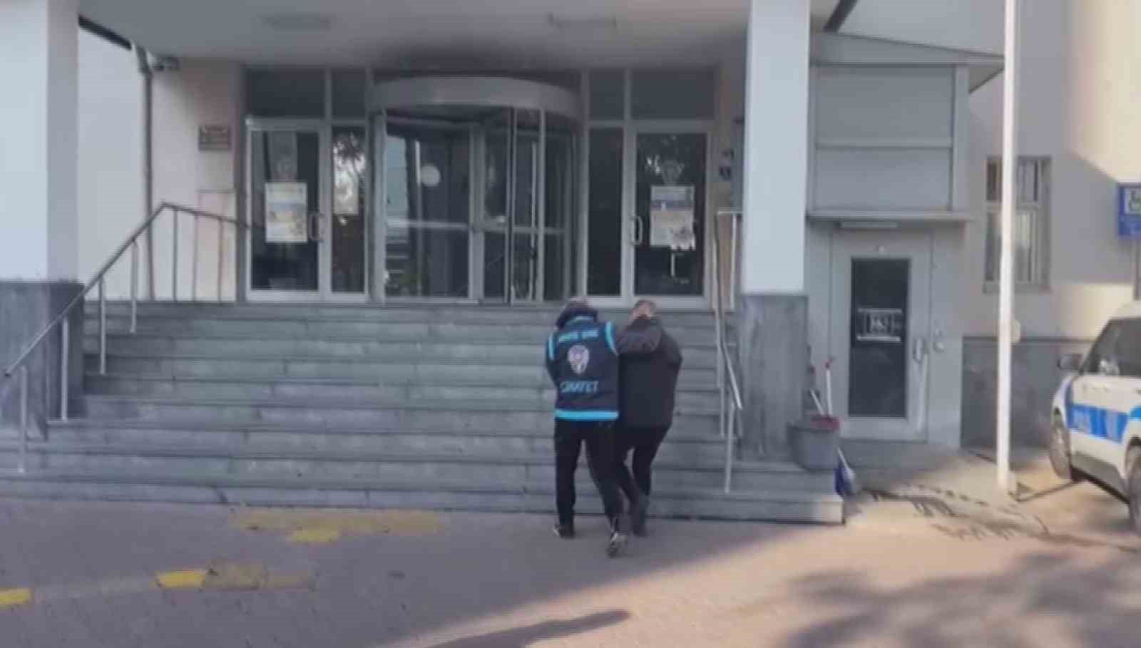 2 çocuk annesini sokak ortasında katleden şahıs yakalandı