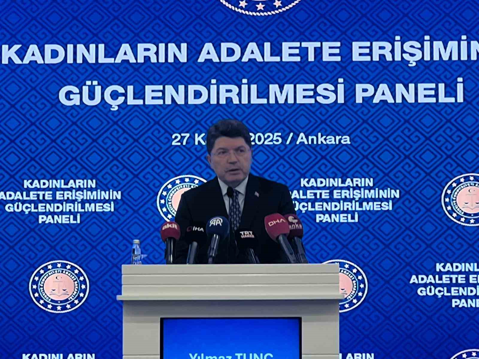 Bakan Tunç: "Kadına yönelik şiddet bizim kırmızı çizgimizdir "