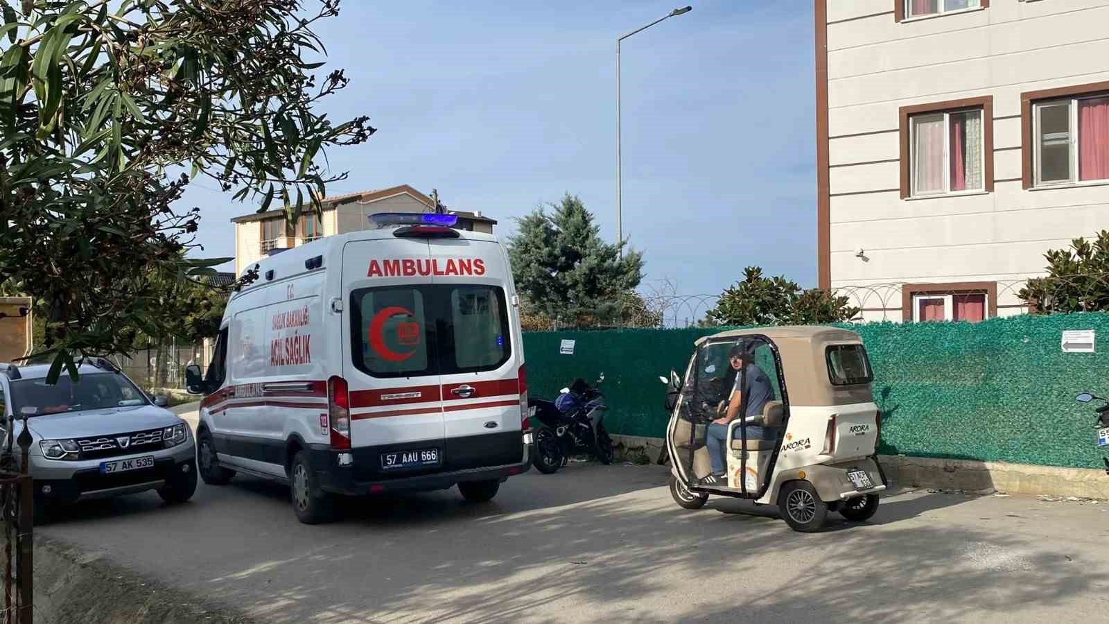 Sinop’ta ağaç budarken düşen vatandaş yaralandı