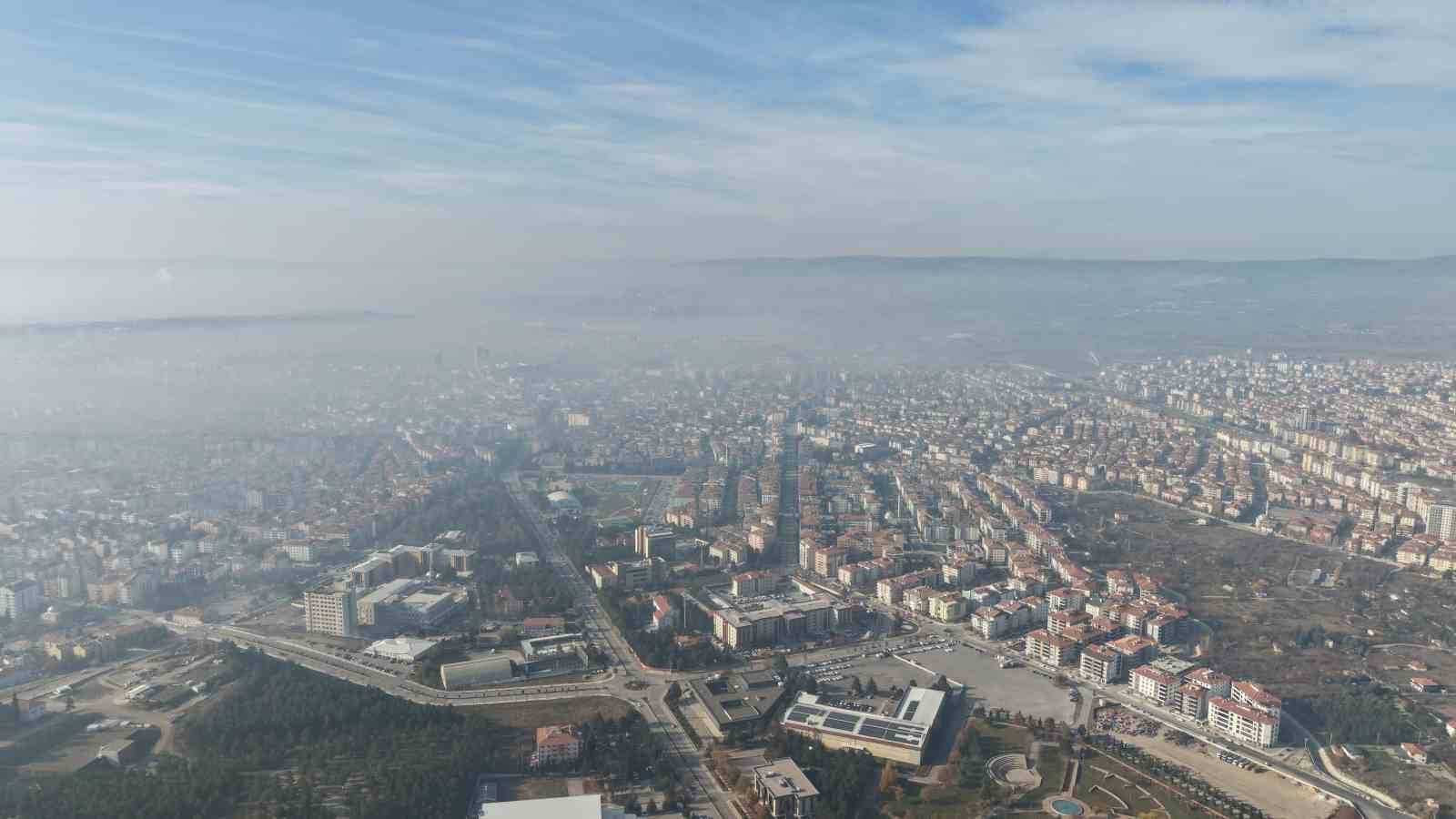 Çorum’da sis etkili oldu
