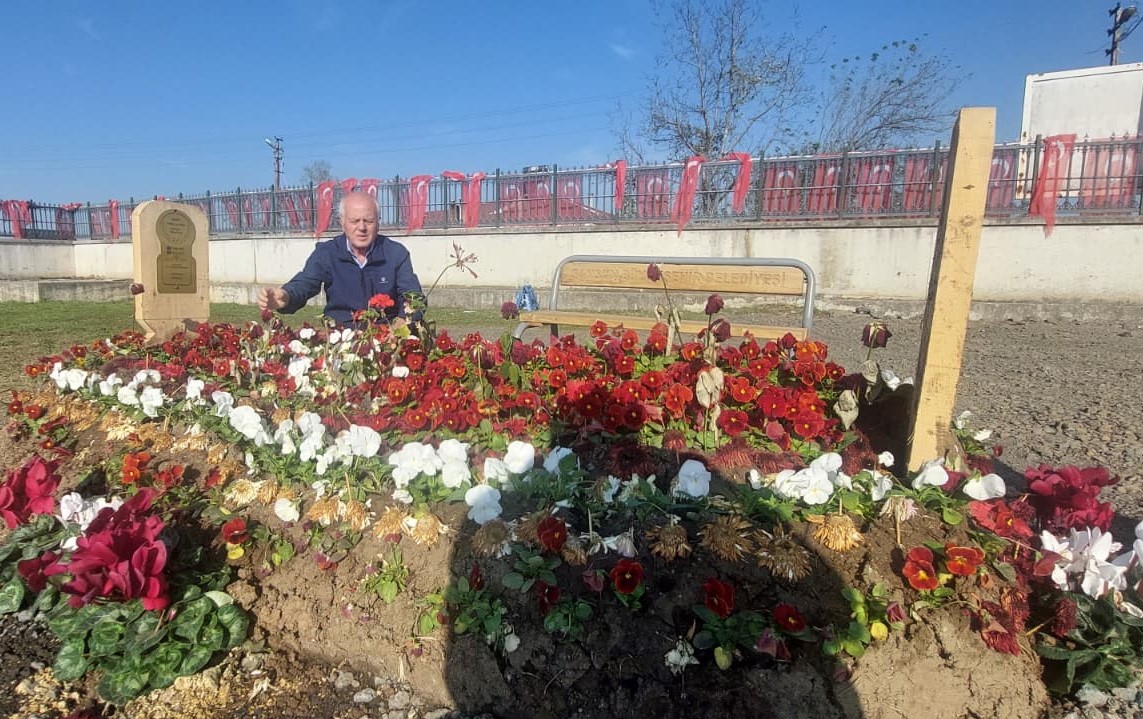Şehit ağabeyinden uçak kazası şehidine dua