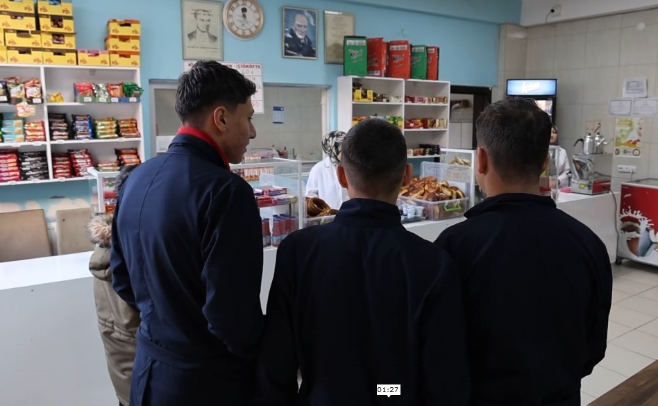 Kırşehir’de ’Askıda Kantin’ Projesiyle öğrencilere destek
