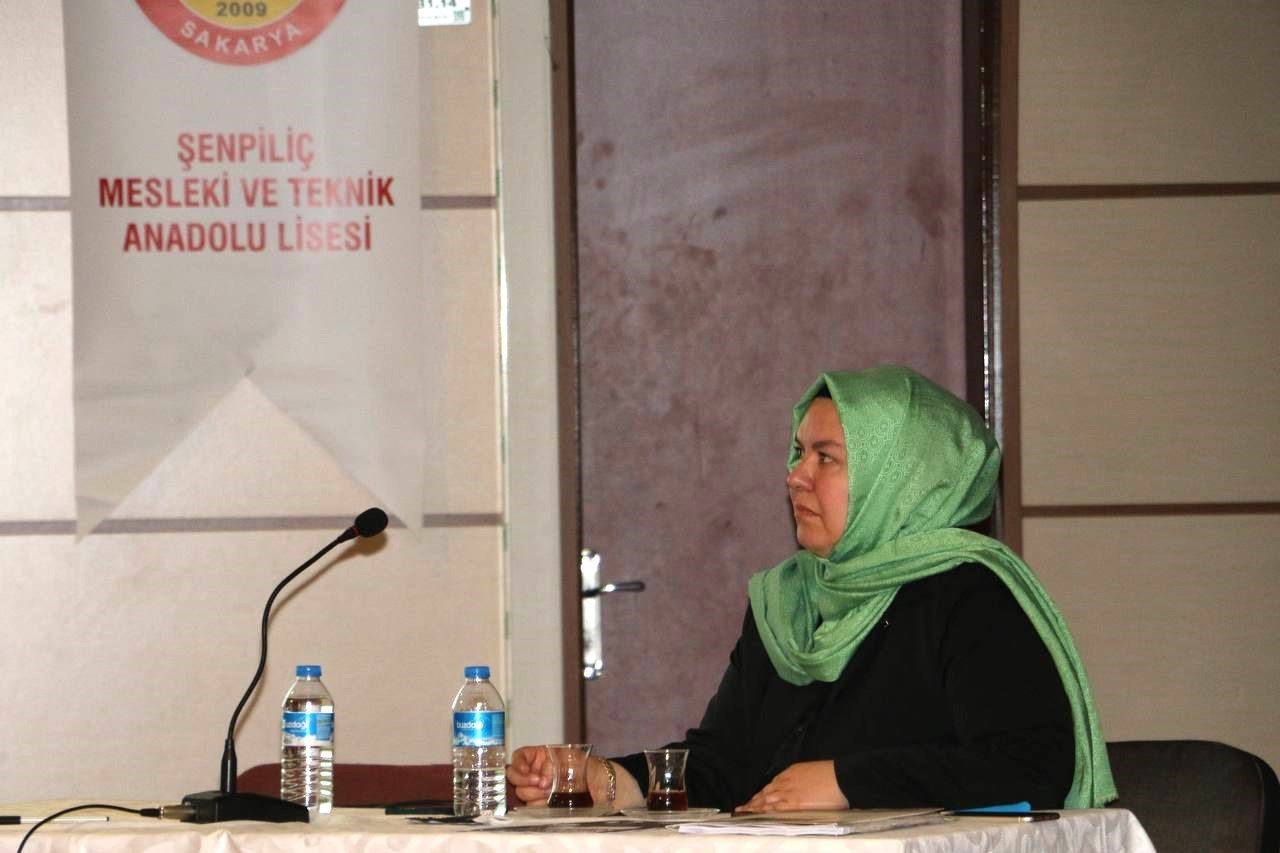 SGM’de düzenlenen teknoloji semineri öğrencilerin geleceğine ışık tutacak
