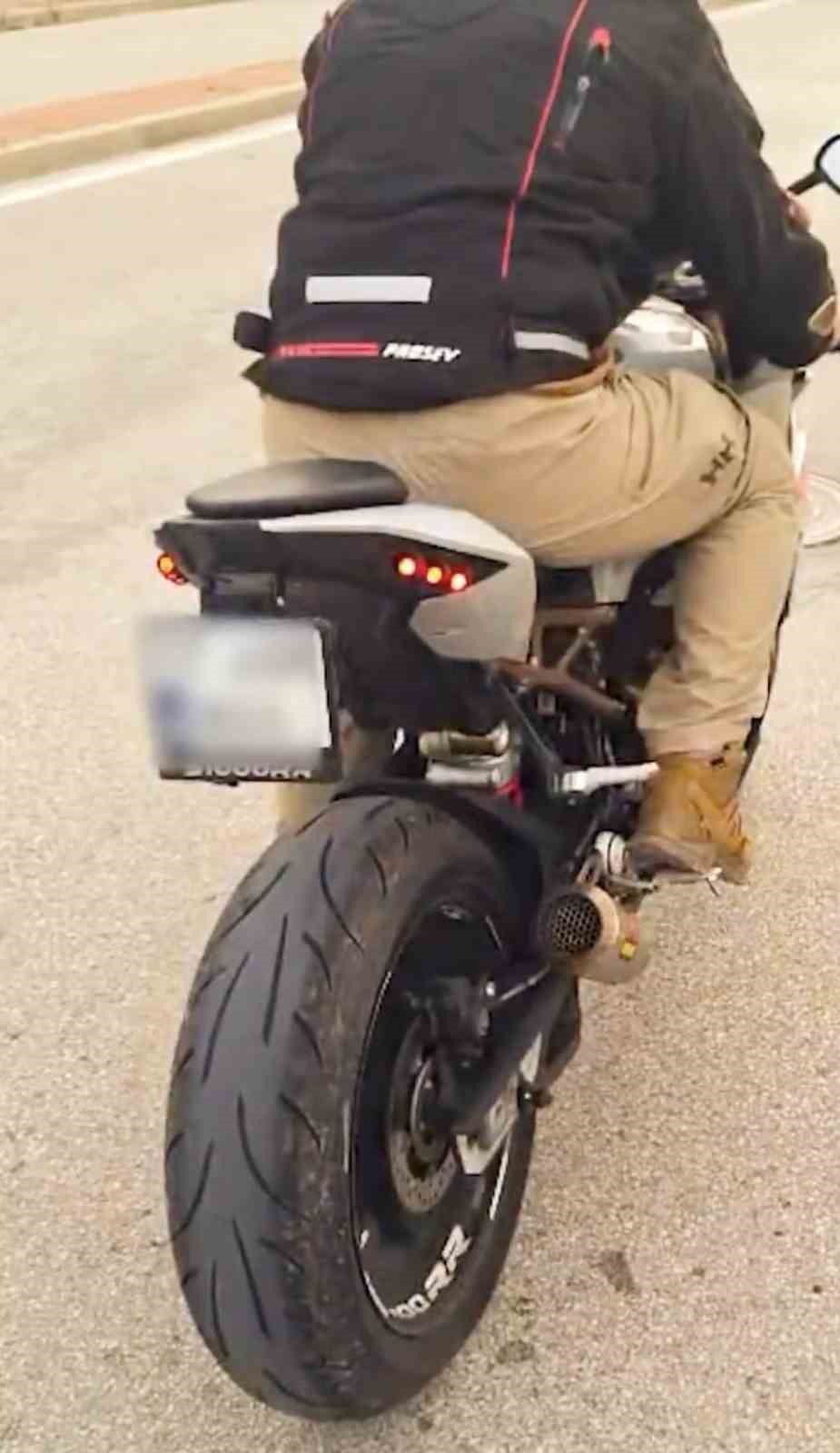 Motor ve araçlarda yüksek sesli müzik yayını ve abartı egzoz kullananlara ceza