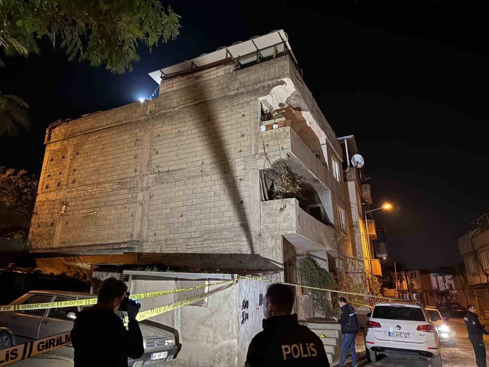 Tartıştığı amcasını silahla yaraladı