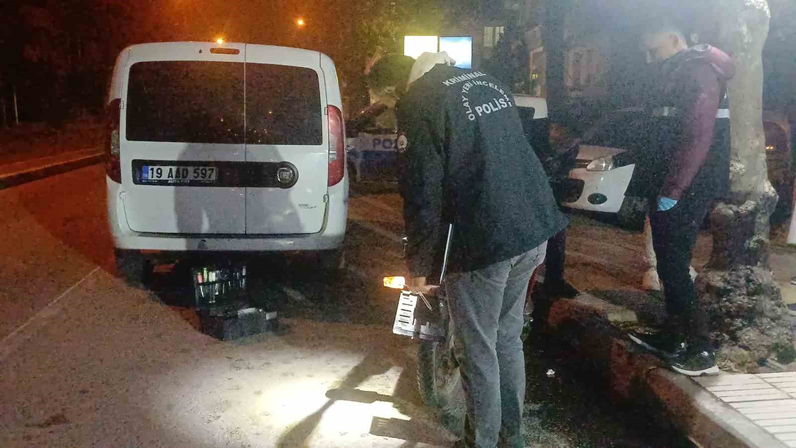 Motosiklet çalan şüphelilerin üzerinden uyuşturucu çıktı: 3 gözaltı