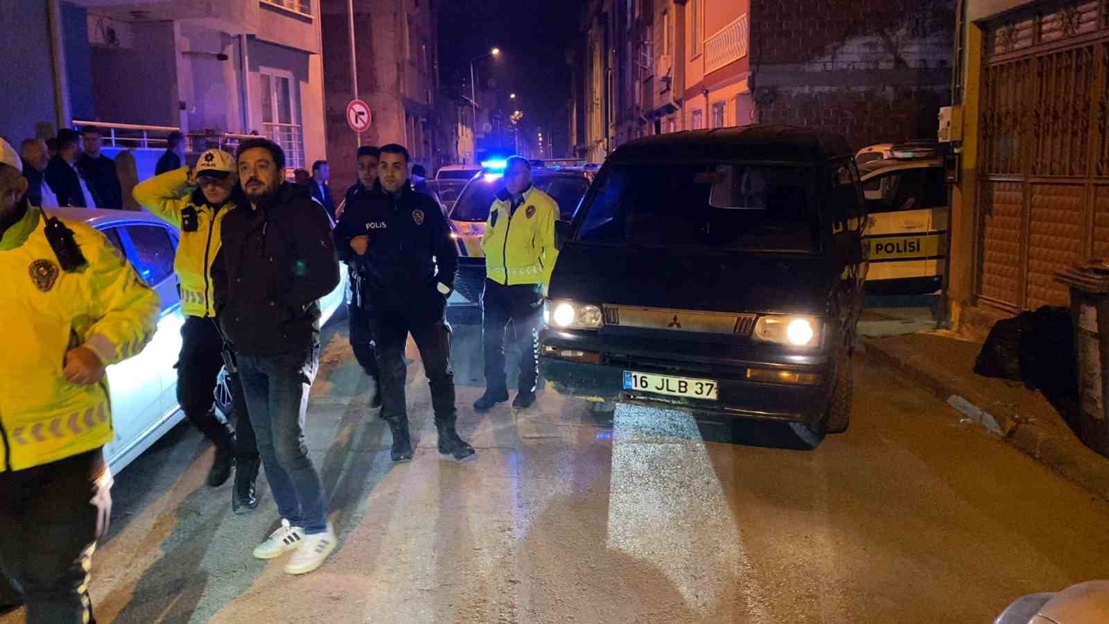 Bursa’da ’dur’ ihtarına uymayan sürücü, 10 kilometrelik kovalamacayla yakalandı