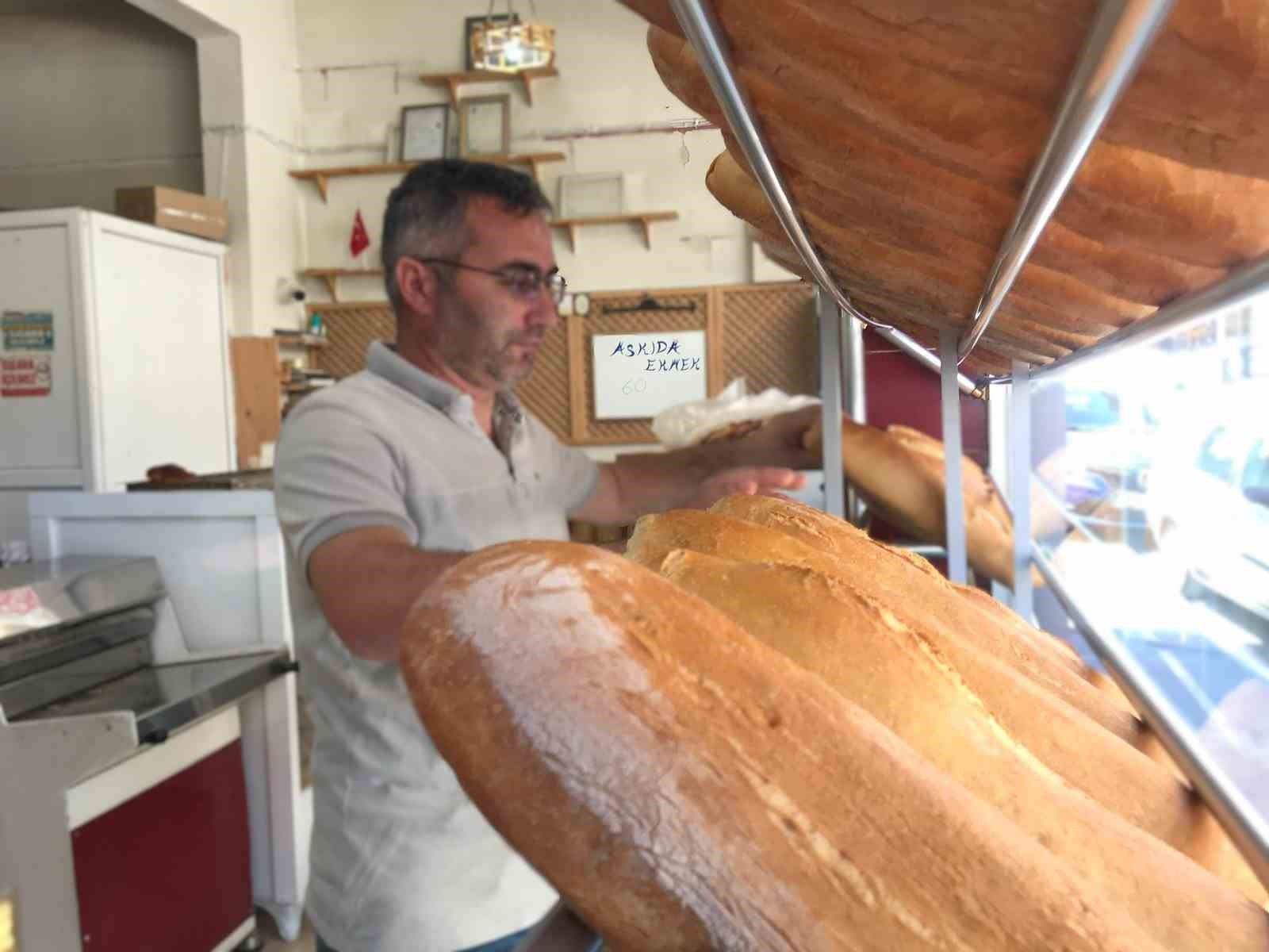 Bayburt’ta ekmek fiyatı 15 liraya yükseldi