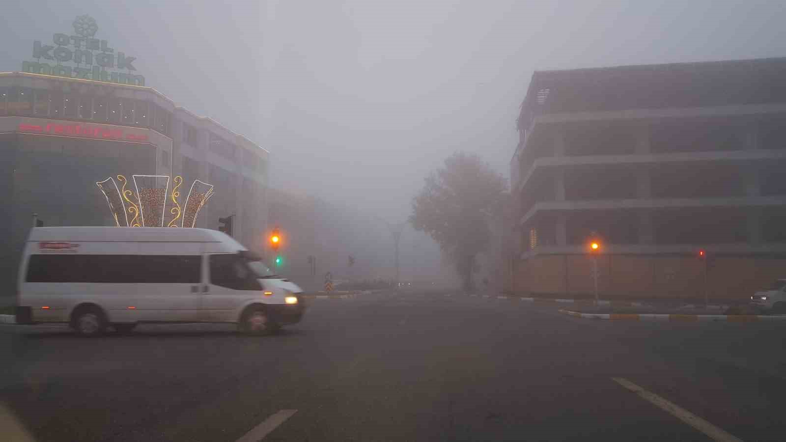 Erzincan güne sisle uyandı

