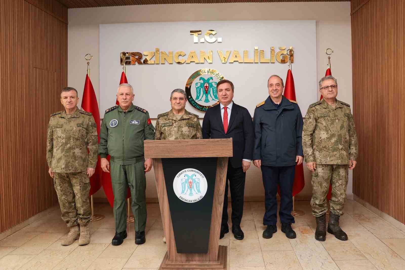 Genelkurmay Başkanı Orgeneral Bayraktaroğlu, Erzincan Valiliğini ziyaret etti
