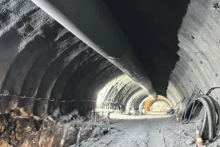 Şırnak-Van yolunda çalışmalar hızlandı
