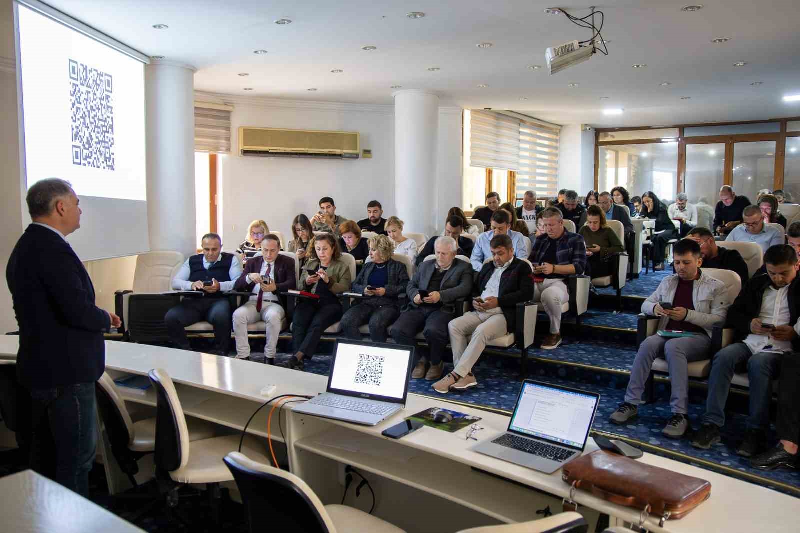 Manavgat Belediyesi personeline kamu i&ccedil; kontrol ve risk y&ouml;netimi eğitimi
