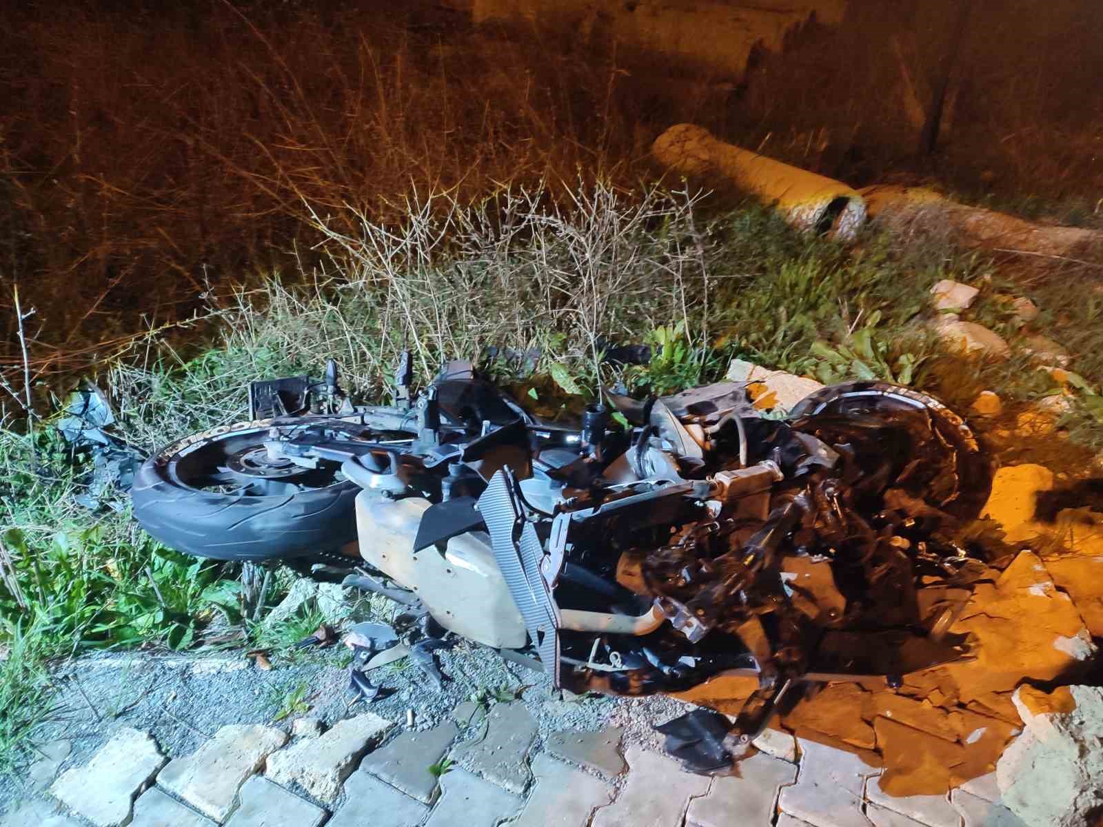 Keşan’da otomobil ile çarpışan motosiklet sürücüsü ağır yaralandı
