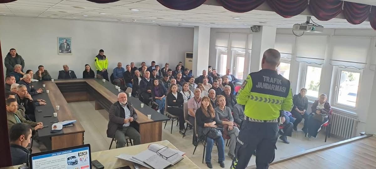 Yatağan&rsquo;da servis s&uuml;r&uuml;c&uuml;lerine eğitim
