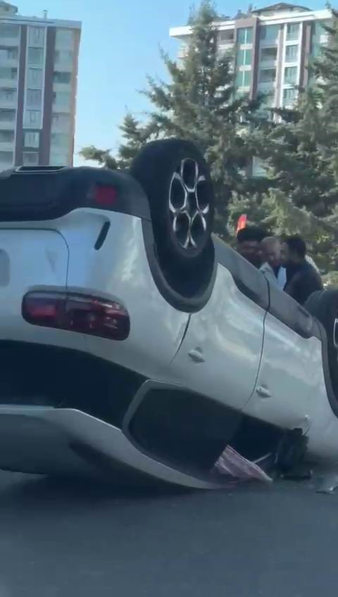 Diyarbakır’da araç takla attı: 1 yaralı