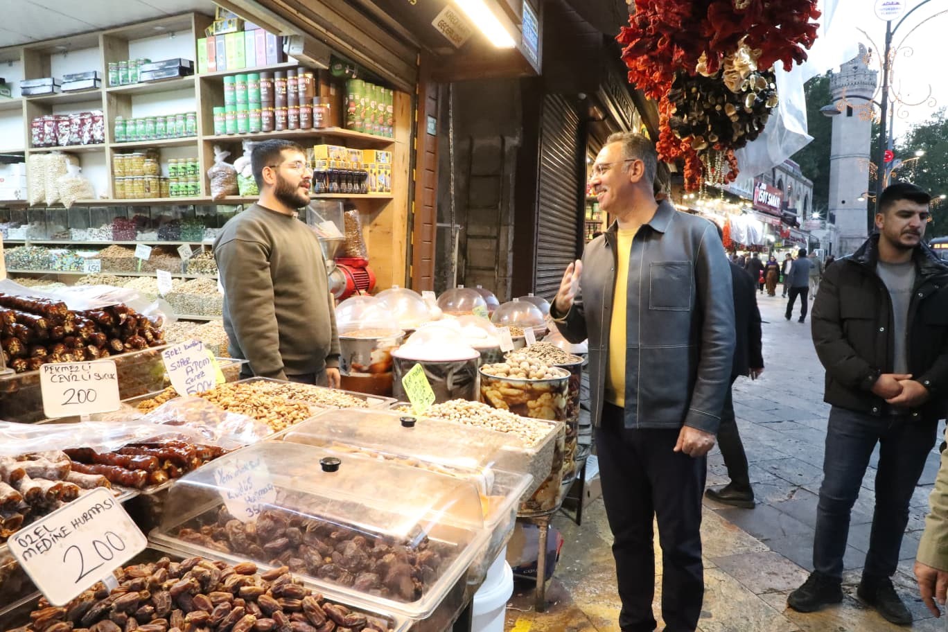 Tarihi çarşı esnafından çalışmalara destek