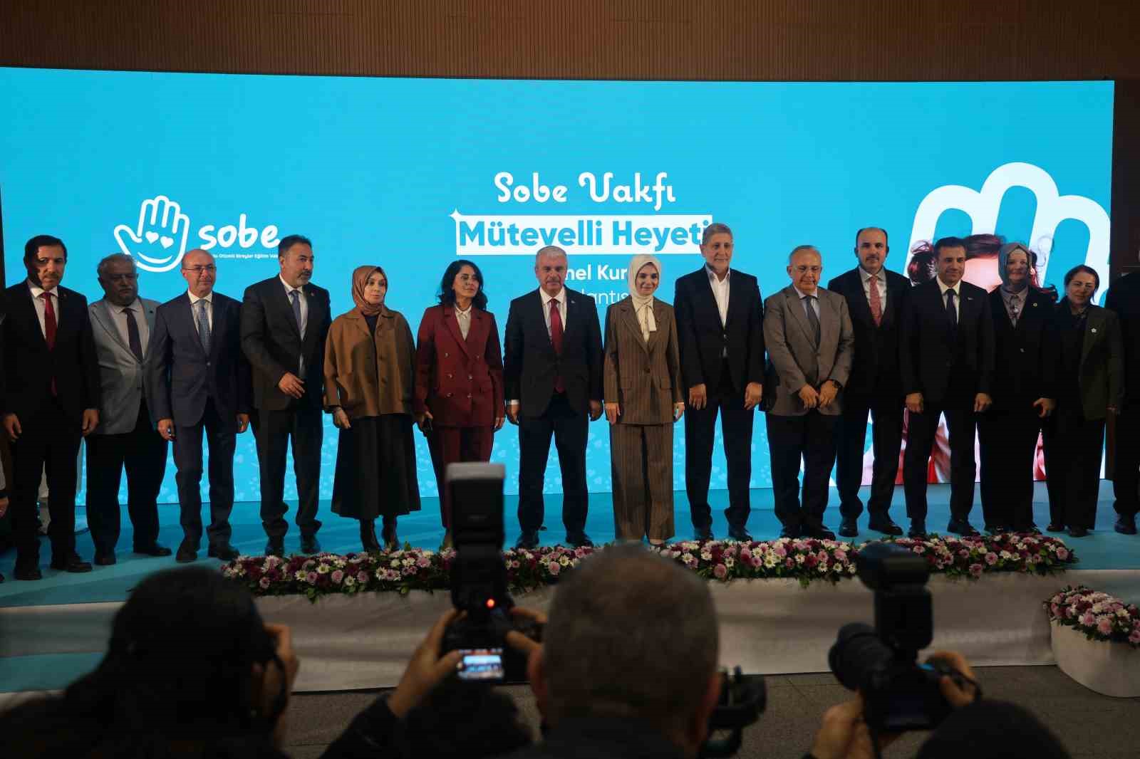 Bakan Göktaş: "18 ilimizde 3 bin 789 aileye danışmanlık hizmeti veriyoruz"