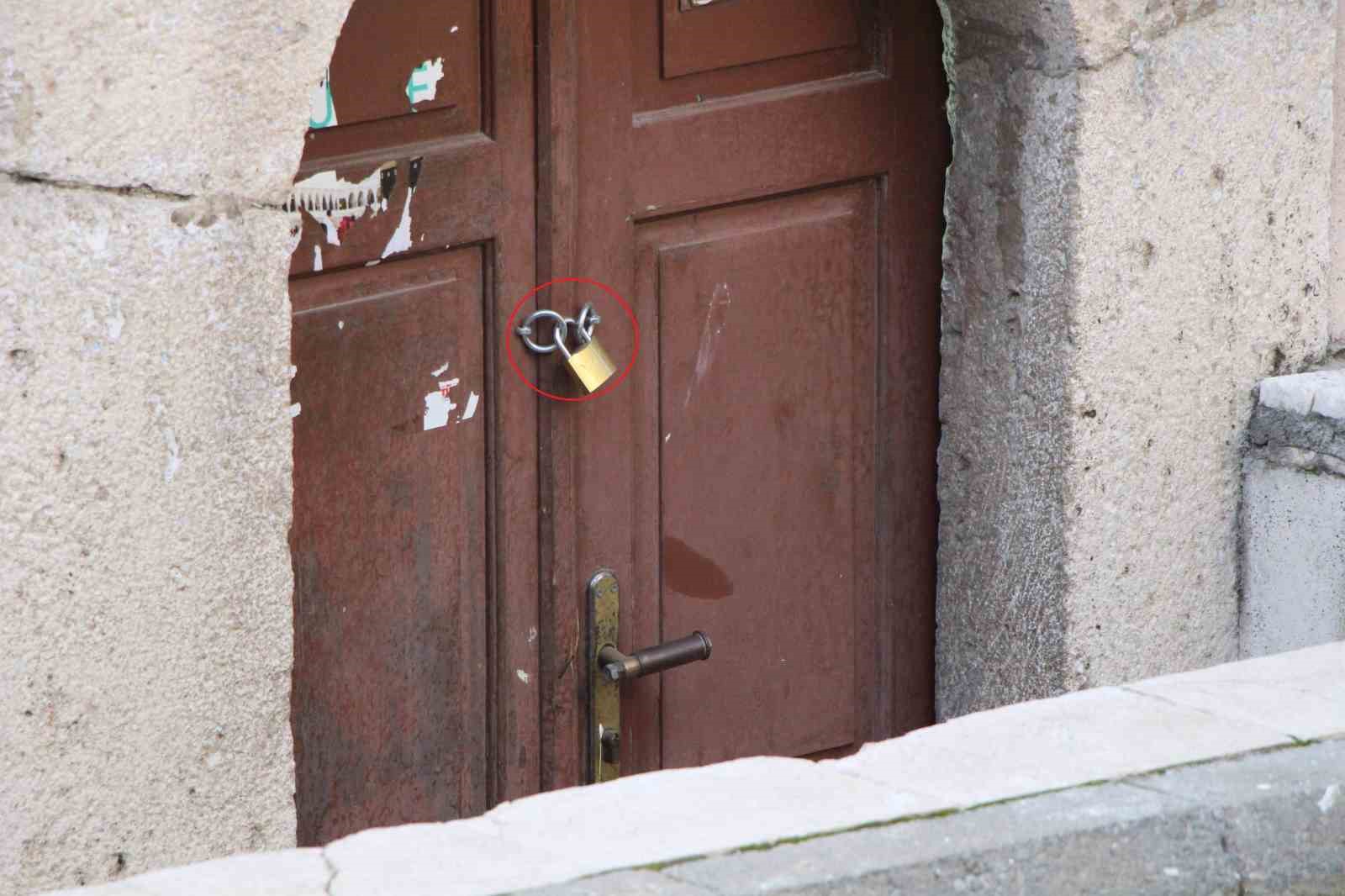 Amasya’da 9 türbeye kilit