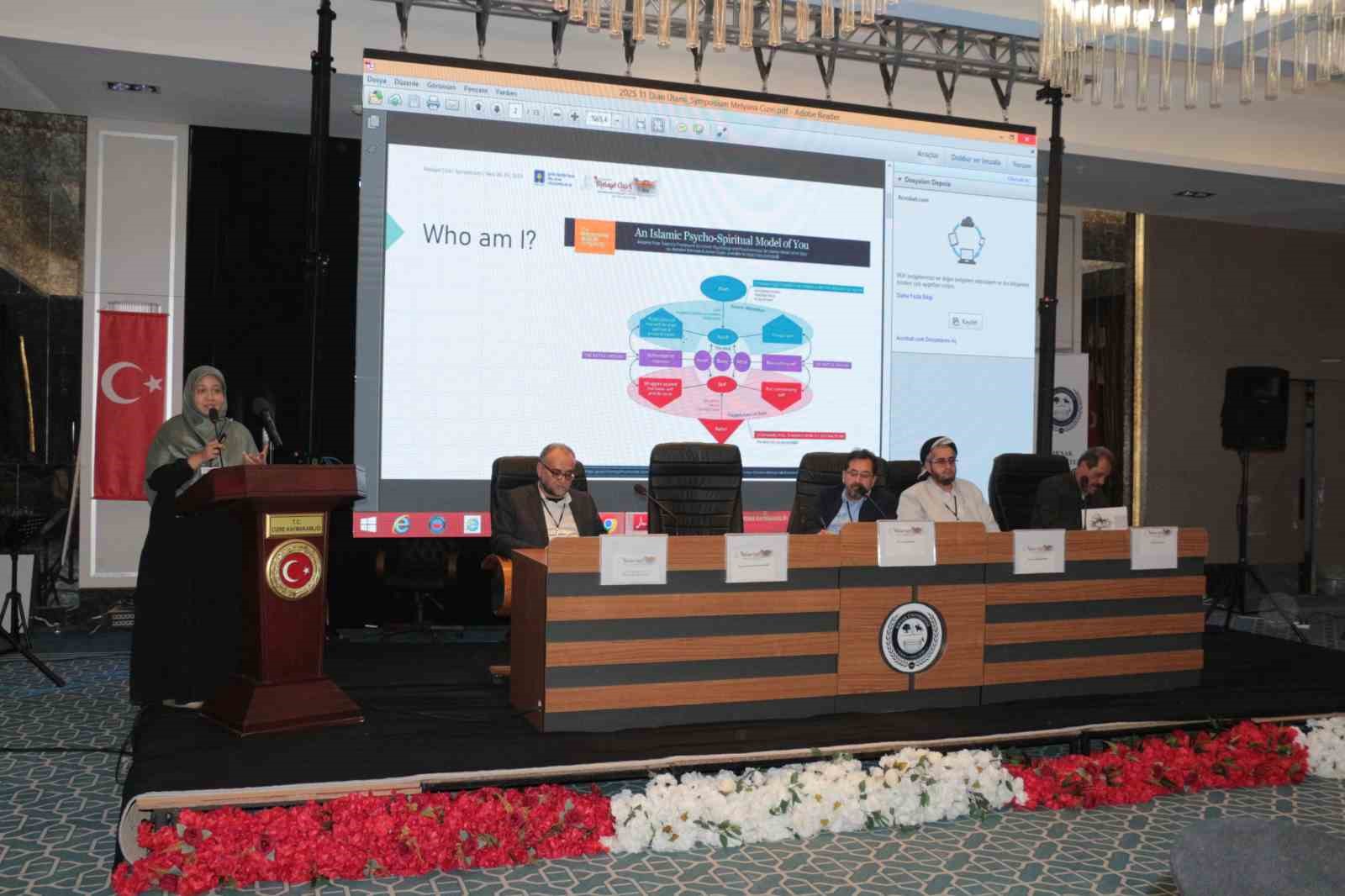 Uluslararası Melaye Ciziri Sempozyumu 111 akademisyenin katılımıyla devam etti