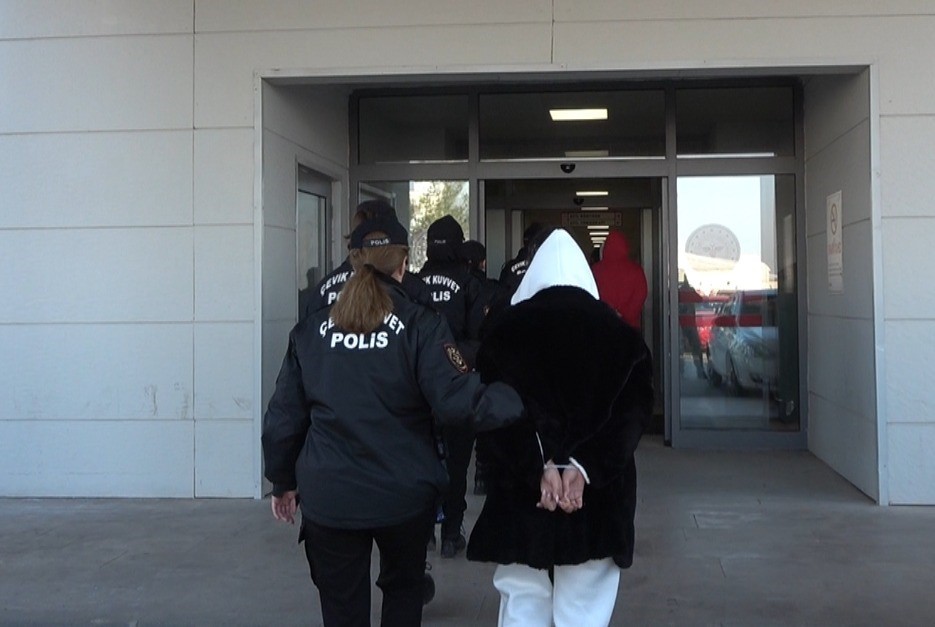 8,5 milyar hacimli dolandırıcılık ve bahis operasyonuna 15 tutuklama