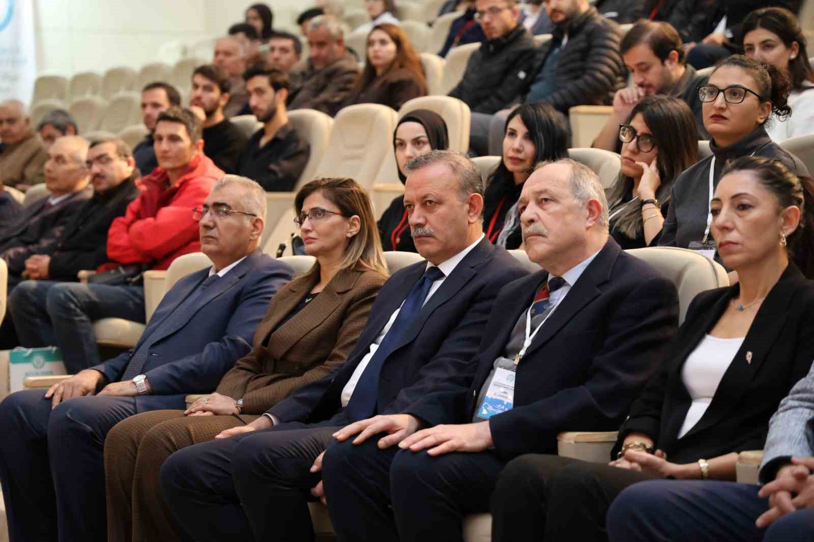 BEÜ’de "1. Uluslararası Akıllı Sistemler, Tasarım ve Enerji" Konferansı başladı
