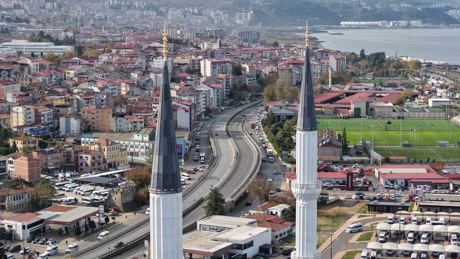 Yıllarca yıkılması çok tartışıldı şimdi bakanlık raporu bekleniyor
