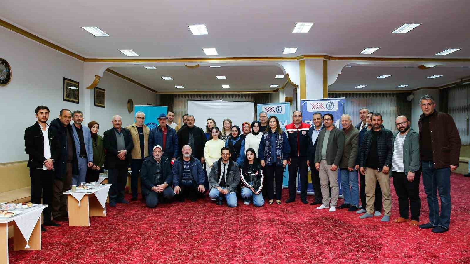 Bayburt’ta ‘Çiftçi Buluşmaları’ paneli gerçekleştirildi
