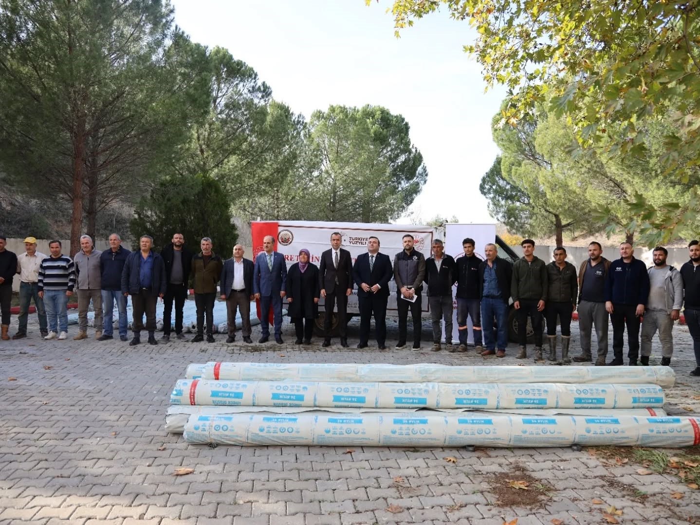 Bilecik’te 52 çiftçinin serası yenilendi