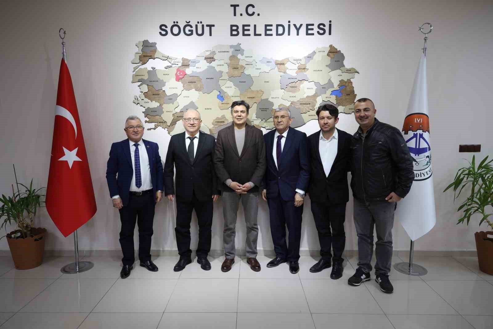 Başkan Durgut&rsquo;a onursal &uuml;yelik plaketi
